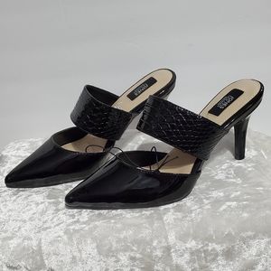 Jones New York Black Pantent Leather Closed Toe Heel Sandals